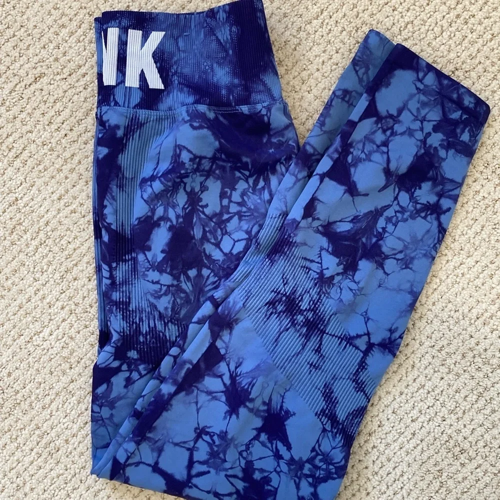 Victoria's Secret PINK Size Large Blue Tie-Dye Leggings - Picture 2 of 6